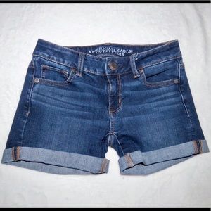 american eagle dark wash denim shorts